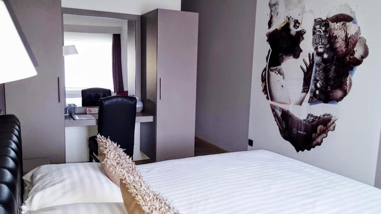 Belrom Hotel Синт-Трёйден Экстерьер фото